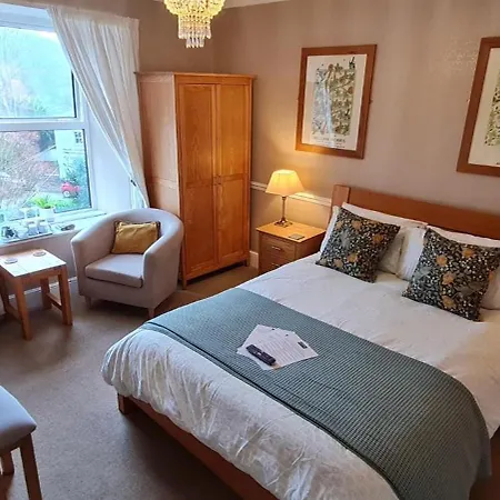 The Pendennis Guest House 4*